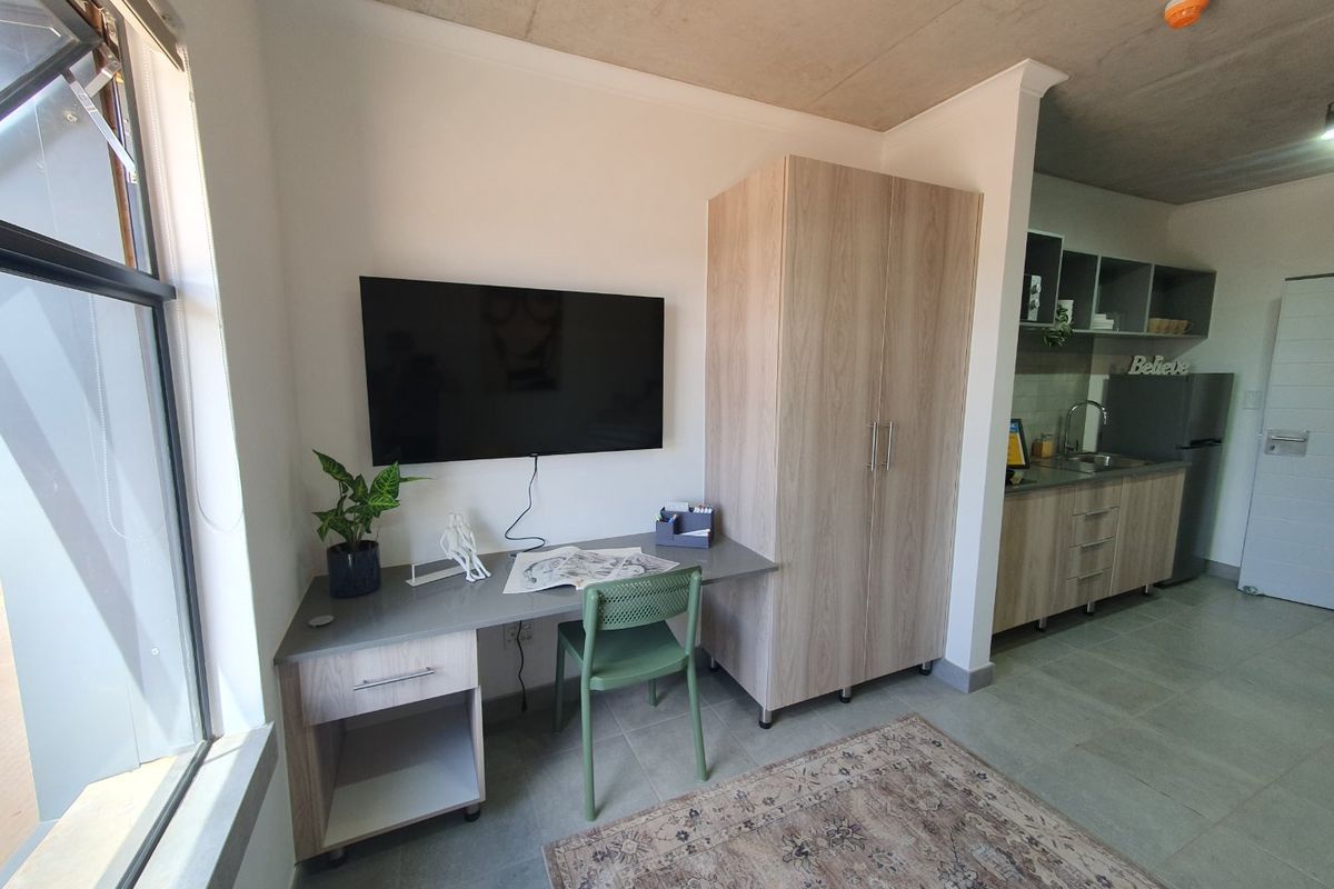 Eduloft Student Accomodation, 1 bedroom,  1 bathroom Unit, in Highveld - Photo 5