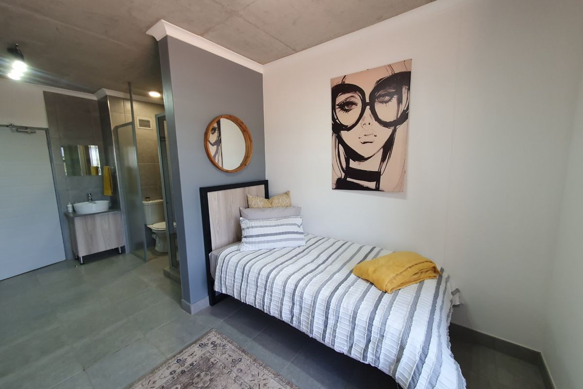 Eduloft Student Accomodation, 1 bedroom,  1 bathroom Unit, in Highveld - Photo 4
