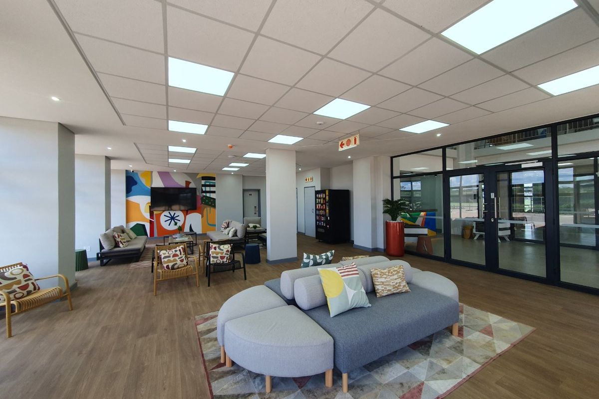 Eduloft Student Accomodation, 1 bedroom,  1 bathroom Unit, in Highveld - Photo 2