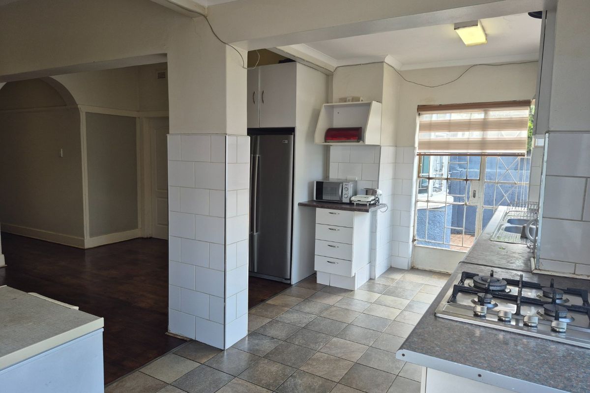 Charming and Immaculate Multi-Let For Sale in Brixton - Photo 5