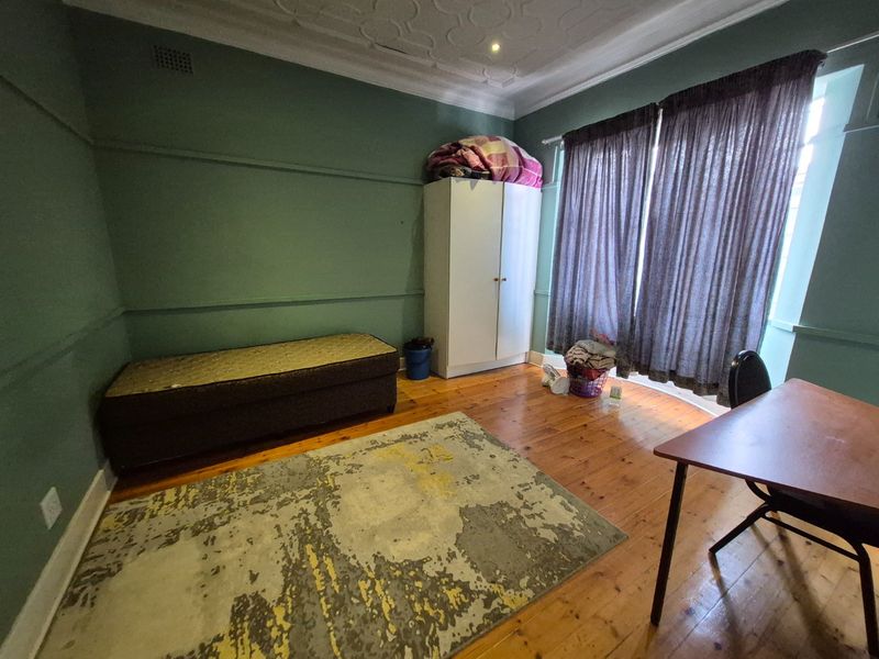 Charming and Immaculate Multi-Let For Sale in Brixton - Photo 10