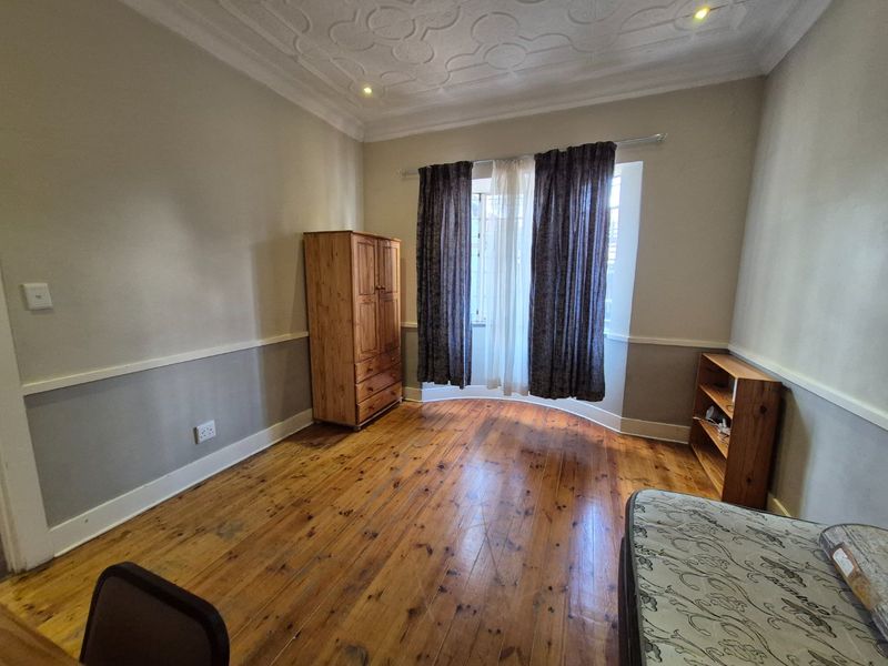 Charming and Immaculate Multi-Let For Sale in Brixton - Photo 9