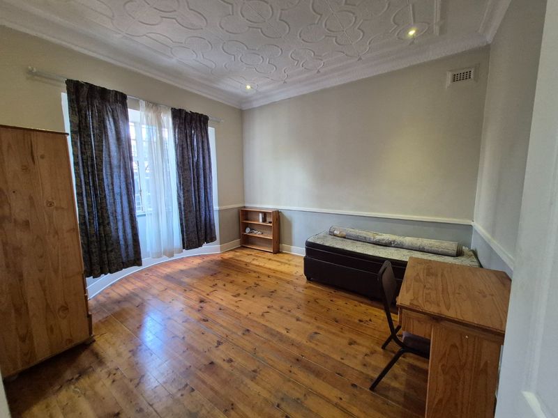 Charming and Immaculate Multi-Let For Sale in Brixton - Photo 8