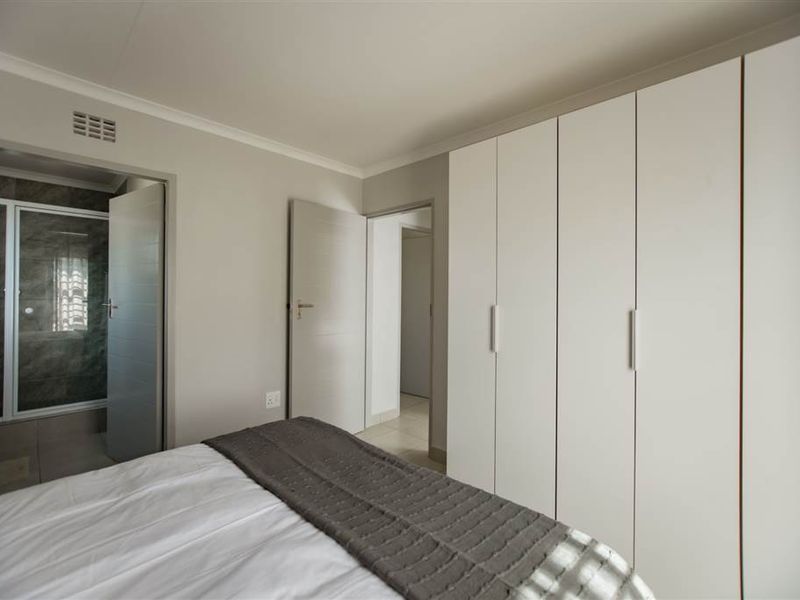 Brand-new 3 bedrooms house for sell at Milano Security Estate! - Photo 7