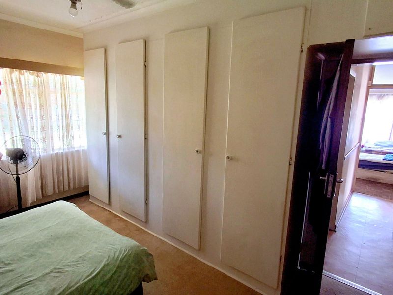 3 Bedrooms home for sale in Sasolburg close to high school and primary school  - Photo 9