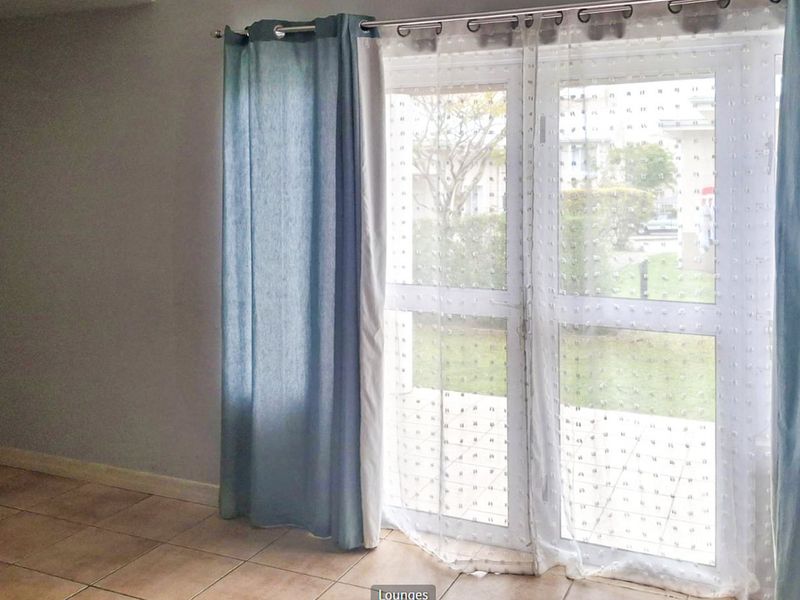 Coralwood Calling – Beacon Bay Bargain with a View with Cost Reductions. Beacon Bay living with a splash and a dash of DIY! - Photo 4