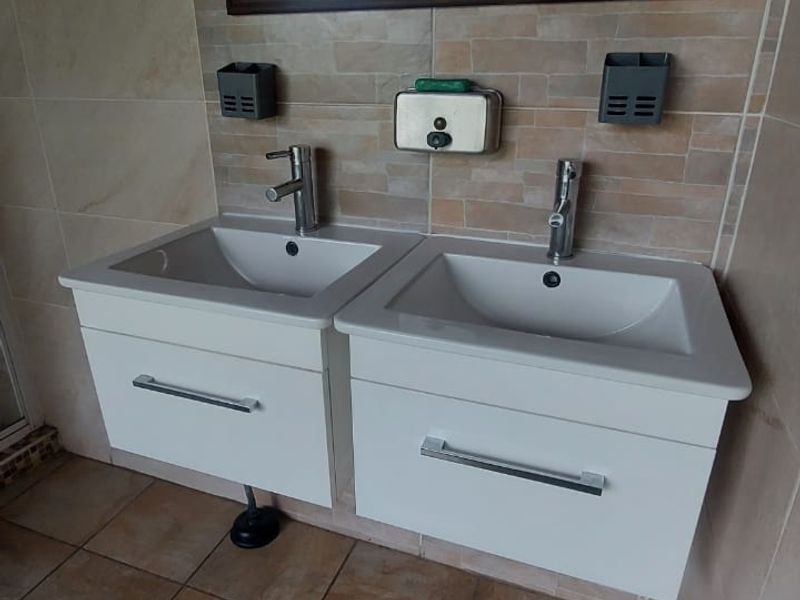 Exceptional Five-Bedroom Family Home in the Heart of Freeway Park - Photo 7