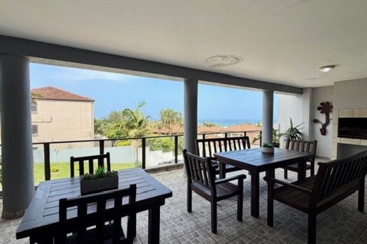 Coastal Living – Stylish 3-Bedroom Sea-View Apartment in Uvongo - Photo 3