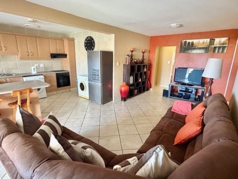 Coastal Living – Stylish 3-Bedroom Sea-View Apartment in Uvongo - Photo 10