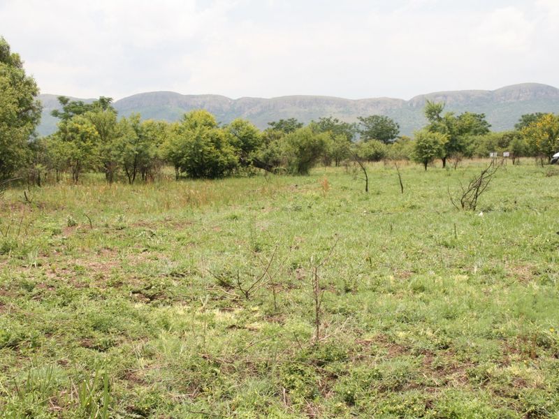 Secure Vacant Land in La Camargue Estate Hartbeespoort - Photo 4