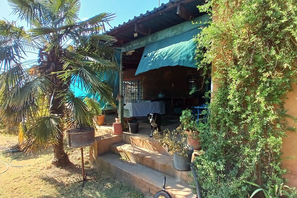 22 hectare farm with River Frontage in the Crocodile River Reserve - Photo 5