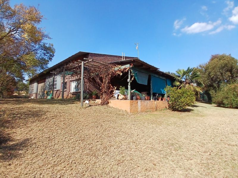 22 hectare farm with River Frontage in the Crocodile River Reserve - Photo 2