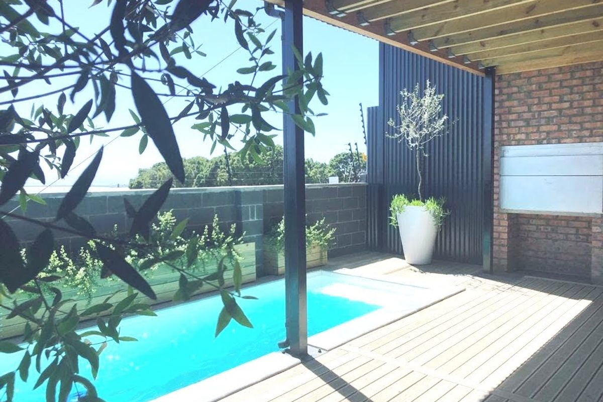 4 BRAND NEW CUTTING EDGE BUILDS....... THE BANTRY BAY OF OUR  BEACHFRONT BAY - Photo 3