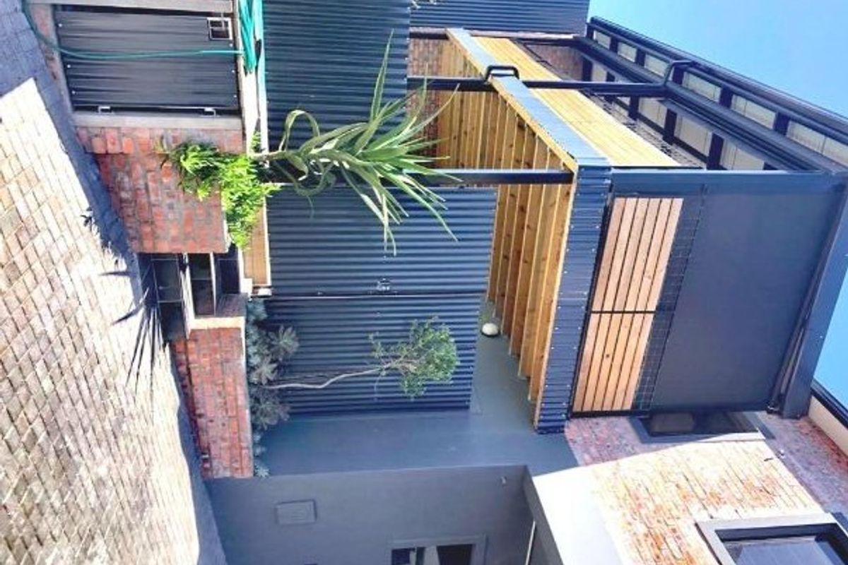 4 BRAND NEW CUTTING EDGE BUILDS....... THE BANTRY BAY OF OUR  BEACHFRONT BAY - Photo 2