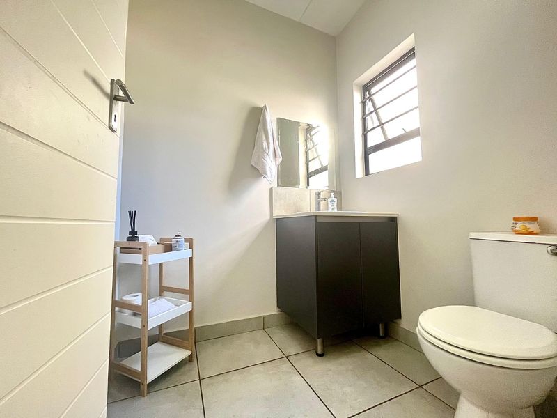 Secure Modern Living in the Heart of Centurion - Photo 5