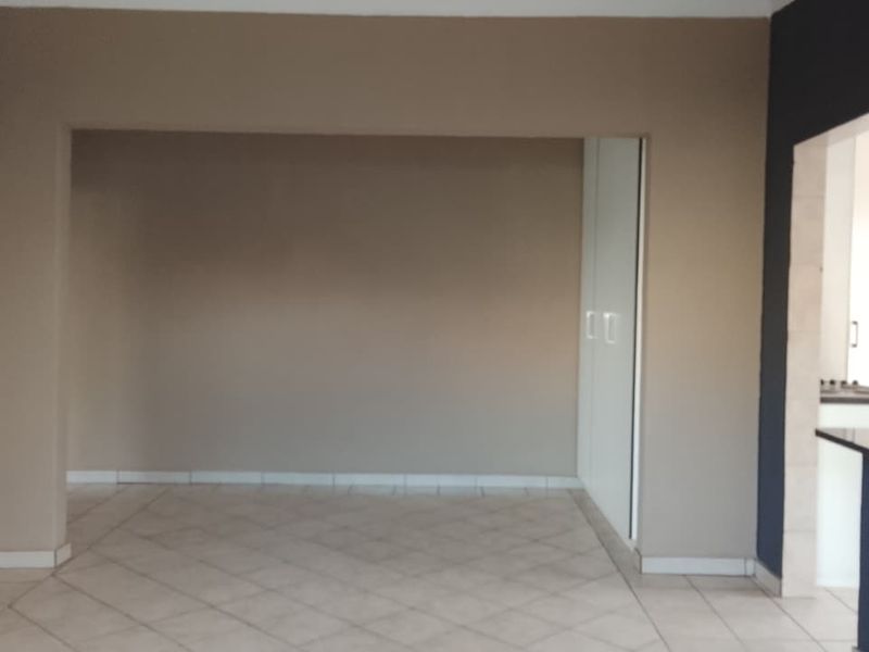 REAL ESTATE SERVICES WELCOMES YOU TO A NEW LISTING  - Photo 6