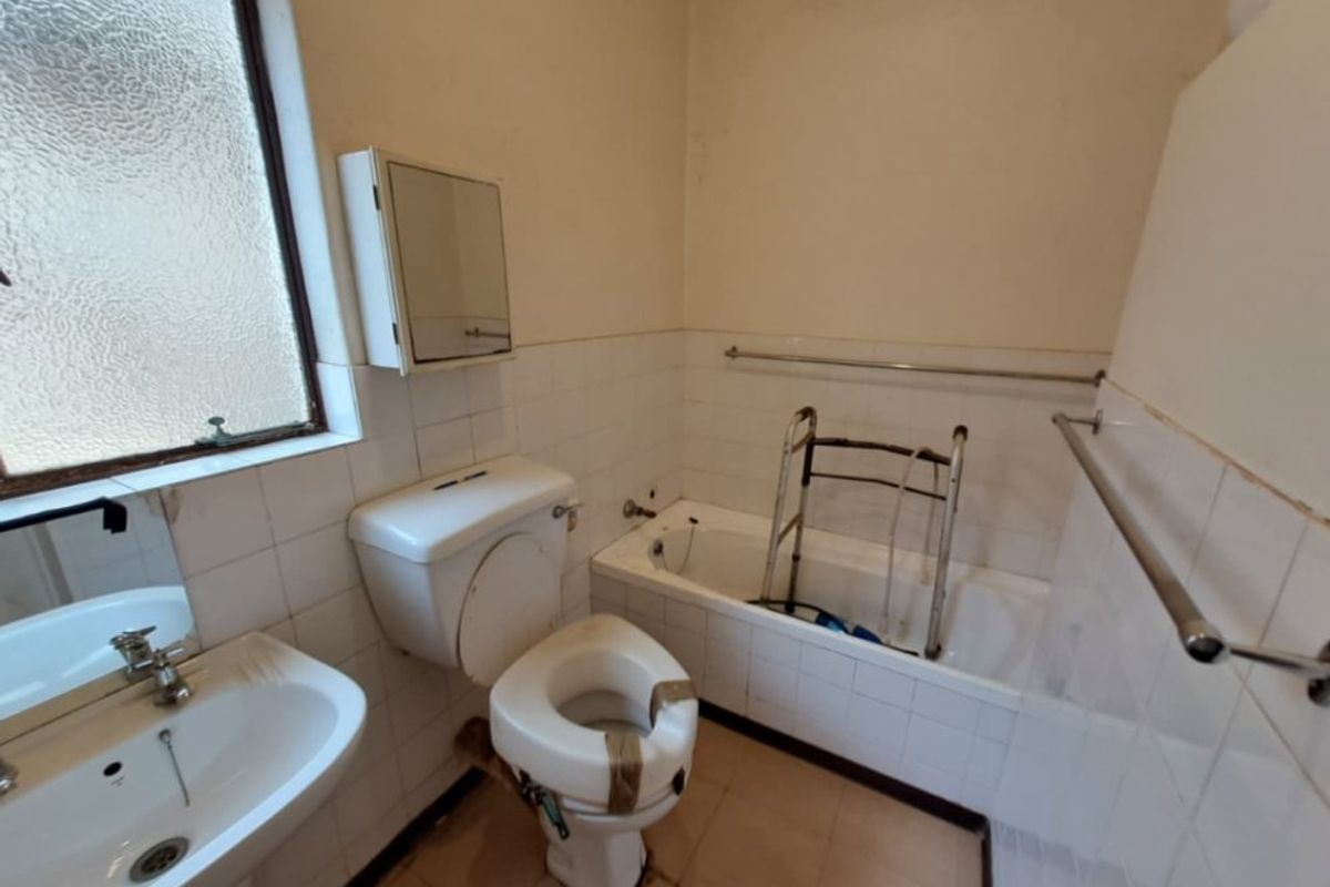 Spacious 3-Bedroom Family Home - Photo 5