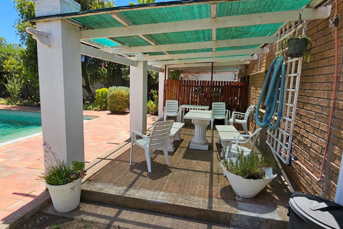 Investment at it's best - Photo 4