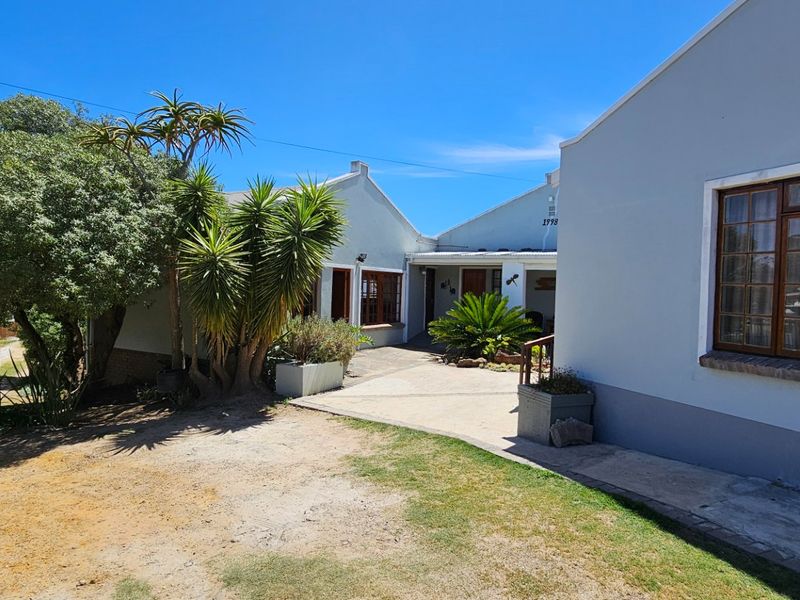 Investment at it's best - Photo 7