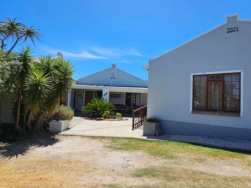 Investment at it's best - Photo 5