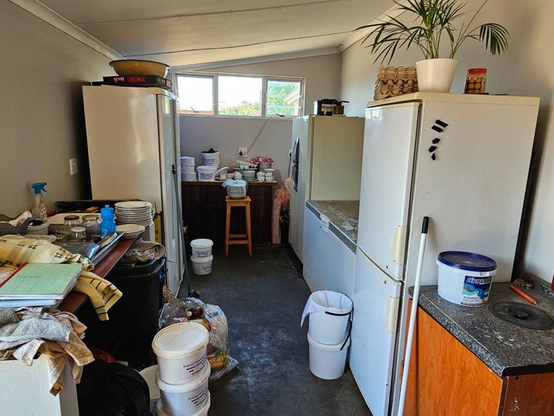 Commercial property trading as a Guesthouse and Caravan park - Photo 8