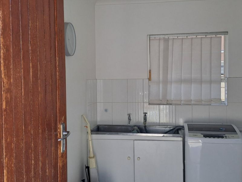 Immaculate home in Retief for sale - Photo 5