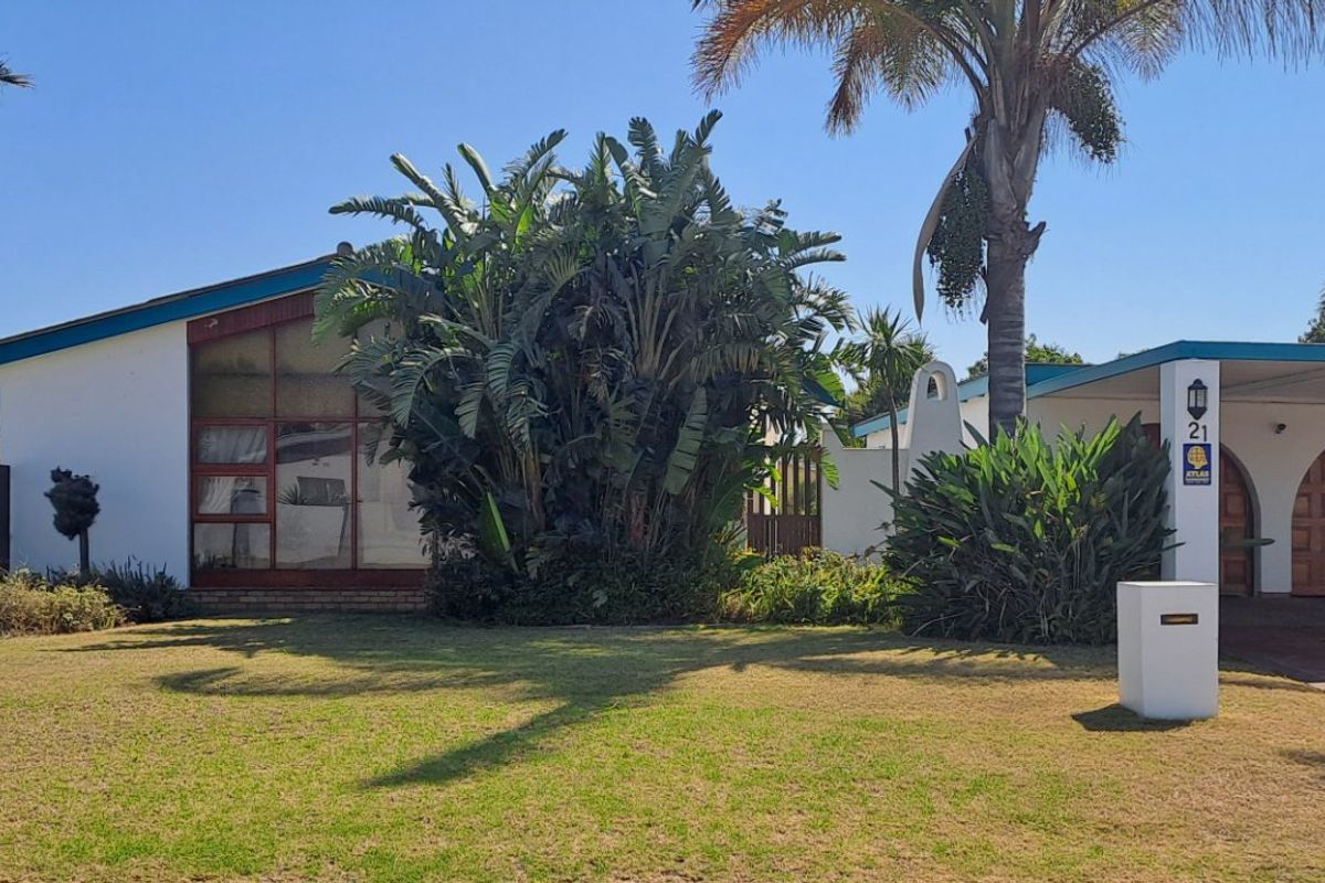 Immaculate home in Retief for sale - Photo 2