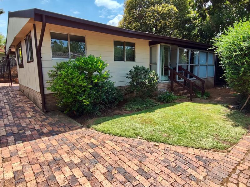 Your Ideal Vaal Dam Holiday Retreat Awaits! - Photo 1