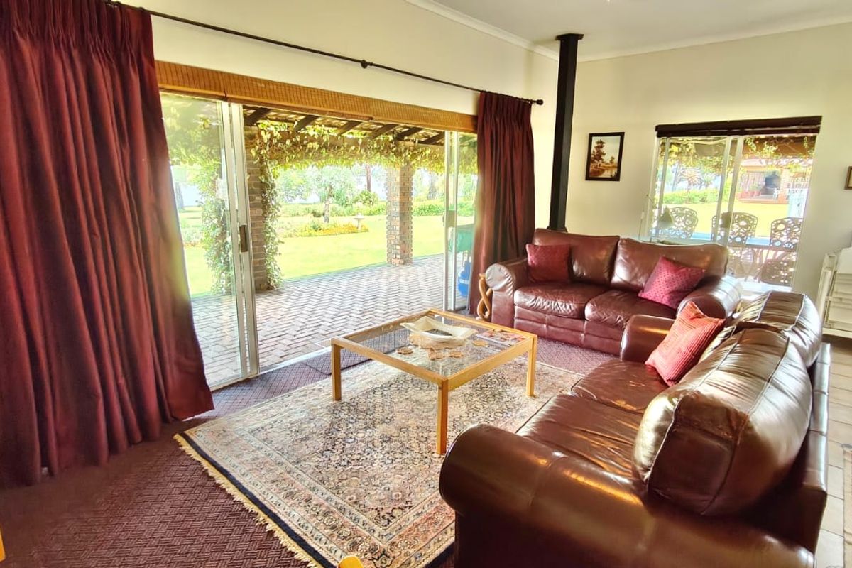 Prime Waterfront Living with Stunning Views - Photo 5