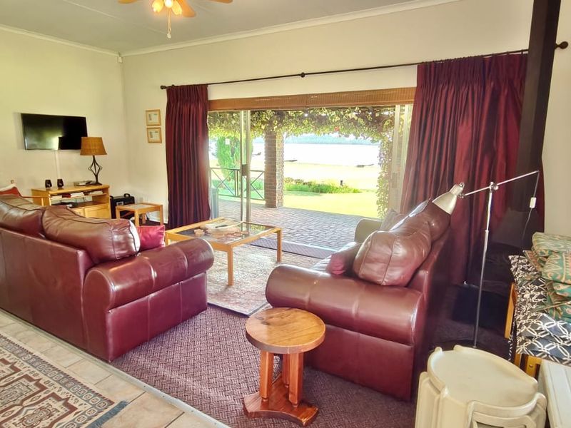 Prime Waterfront Living with Stunning Views - Photo 4