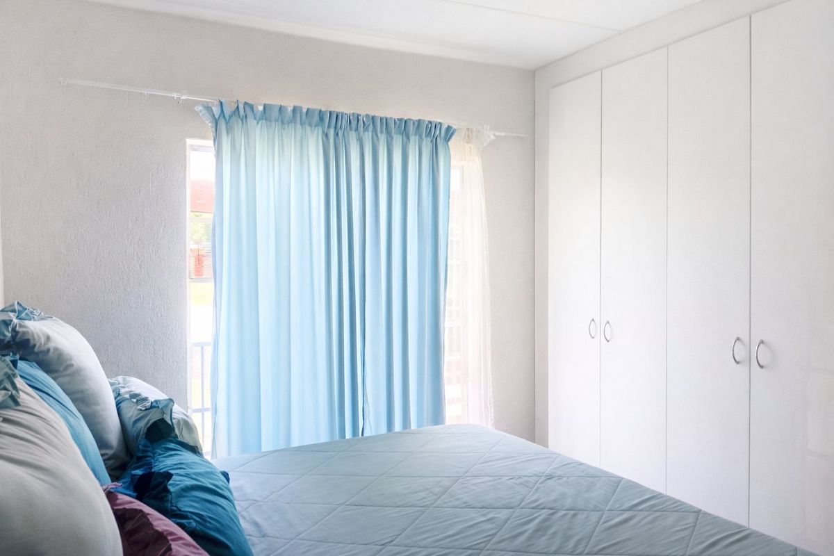 Cozy 2 bedroom Ground floor Apartment - Photo 4