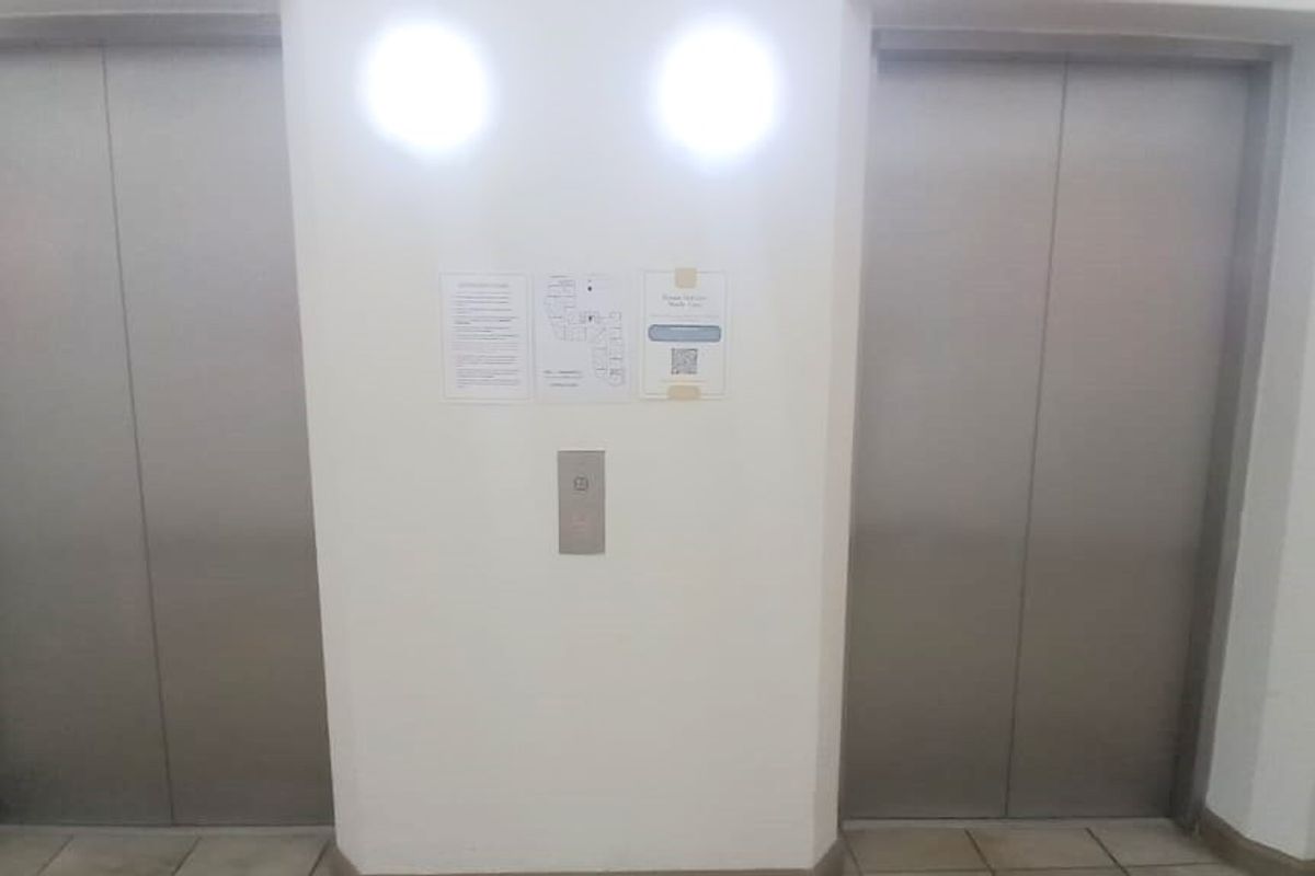 Fully Furnished 2-Bedroom Apartment with Sea Views – Opposite the Beach - Photo 2