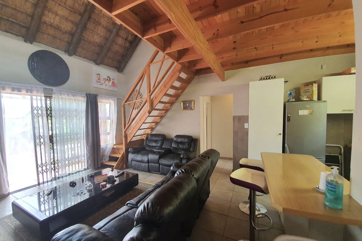 2-bedroom duplex in the ULULAPA II - Photo 4