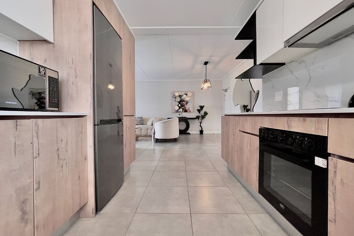 3 Bedroom Apartment / Flat to Rent in Waterfall - Photo 4