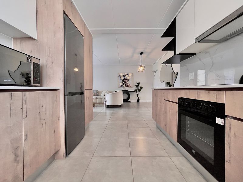 3 Bedroom Apartment / Flat to Rent in Waterfall - Photo 4