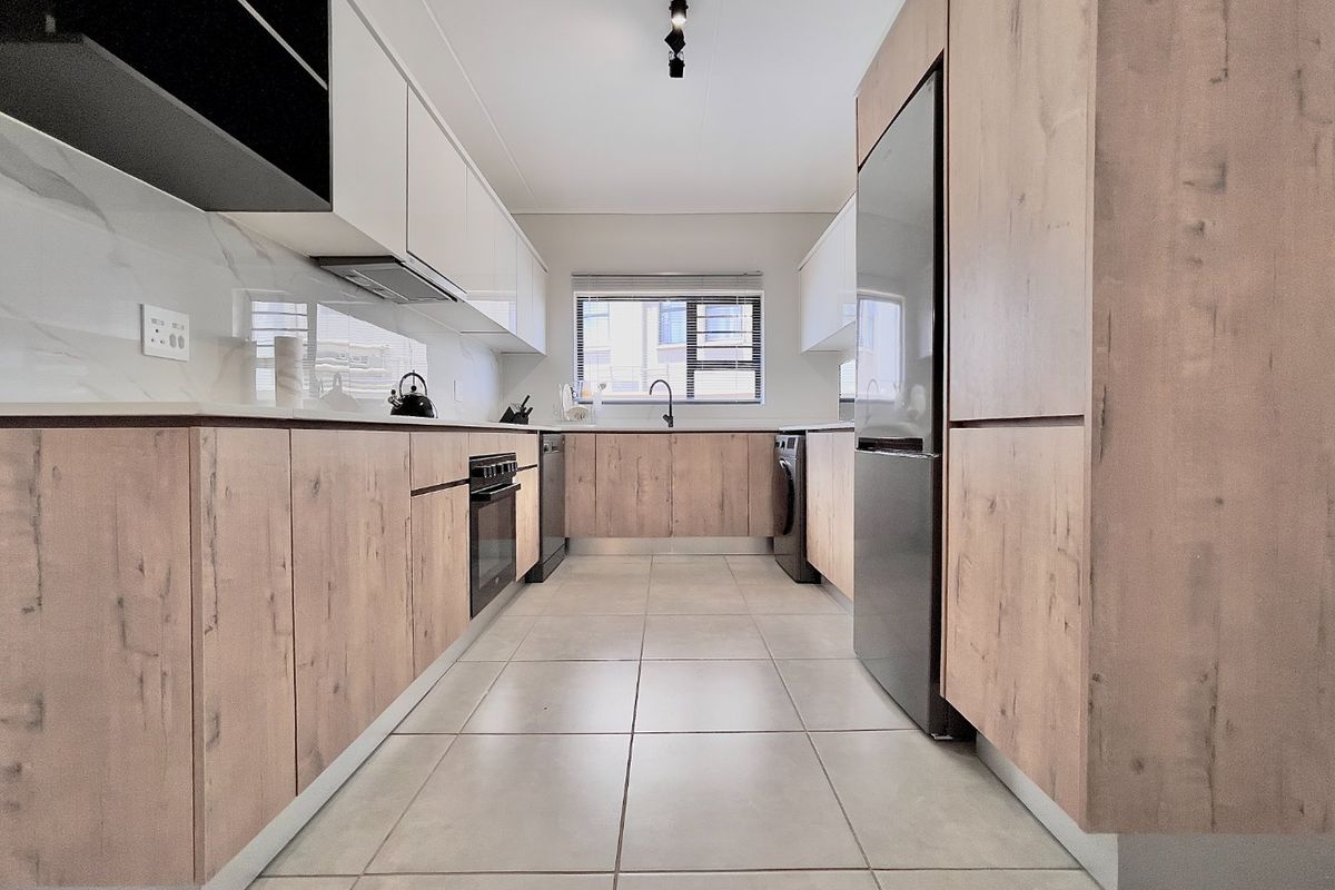 3 Bedroom Apartment / Flat to Rent in Waterfall - Photo 5