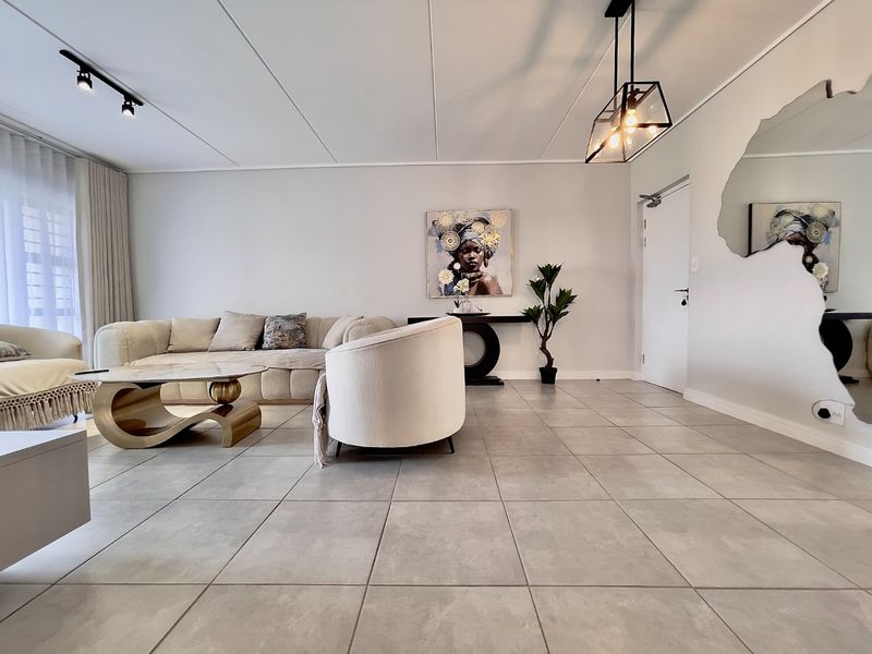 3 Bedroom Apartment / Flat to Rent in Waterfall - Photo 8