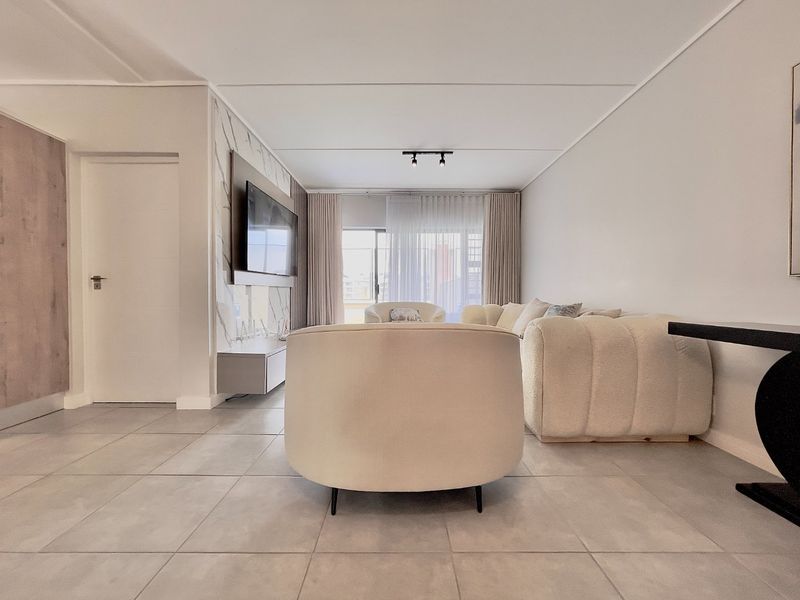 3 Bedroom Apartment / Flat to Rent in Waterfall - Photo 7