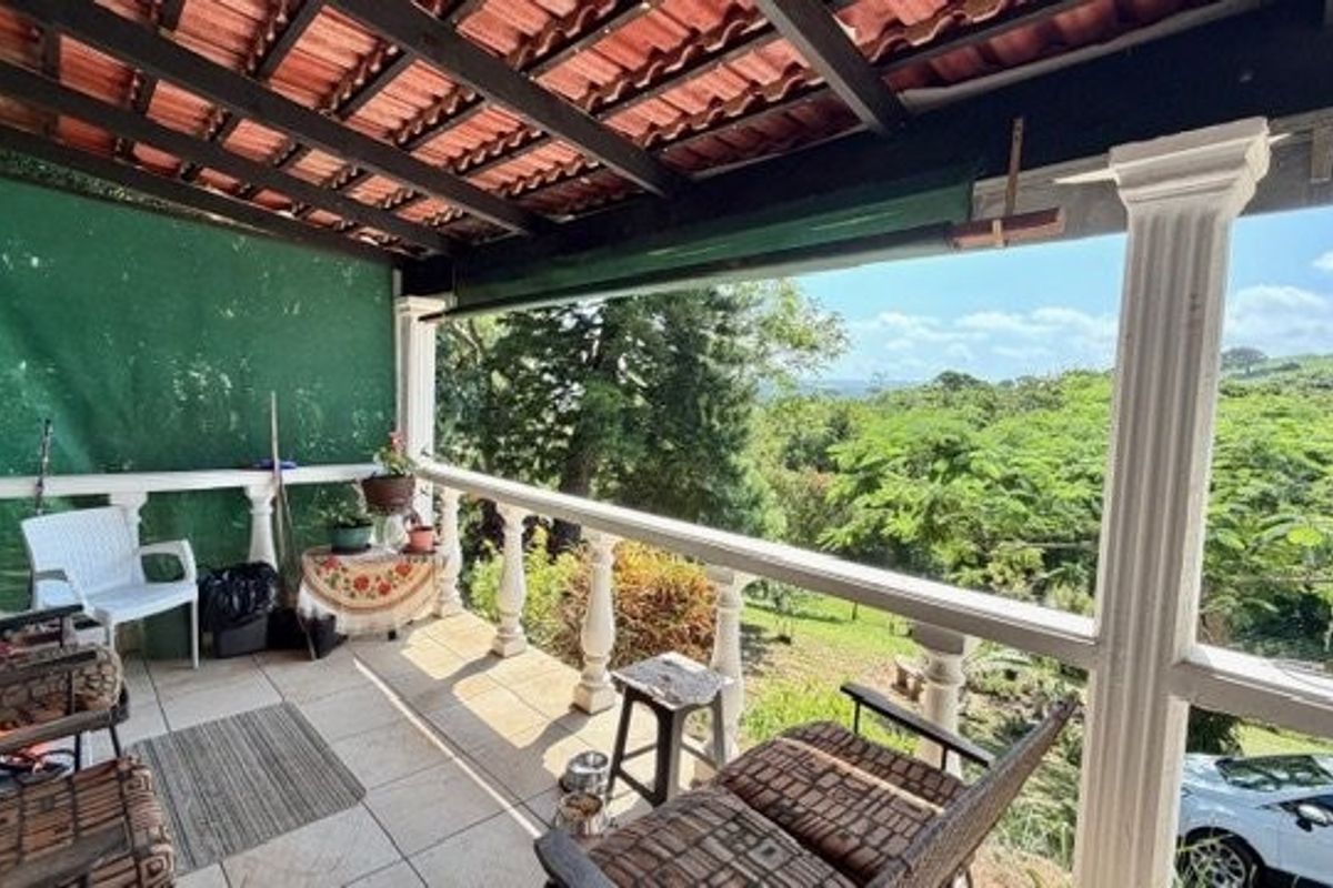 Coastal Country Escape With Space, Peace & Charm - Photo 3