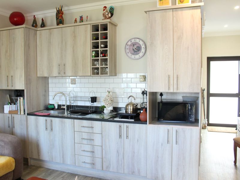 Secure, Stylish Retirement Living at Zevenwacht Lifestyle Estate  - Photo 7