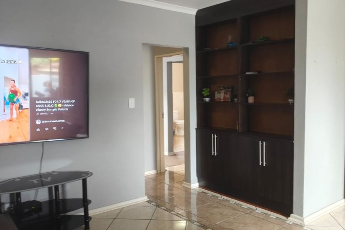 Highveld park quiet areas and peaceful - Photo 3