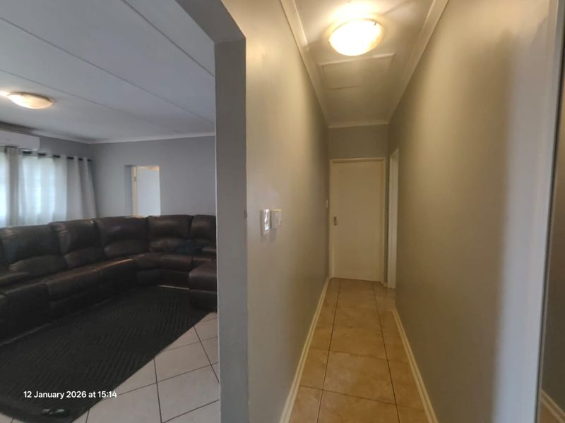 Highveld park quiet areas and peaceful - Photo 4