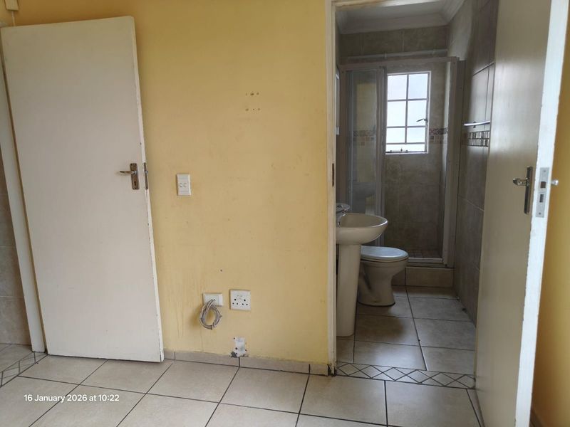 Safe family home in a security estate  - Photo 10