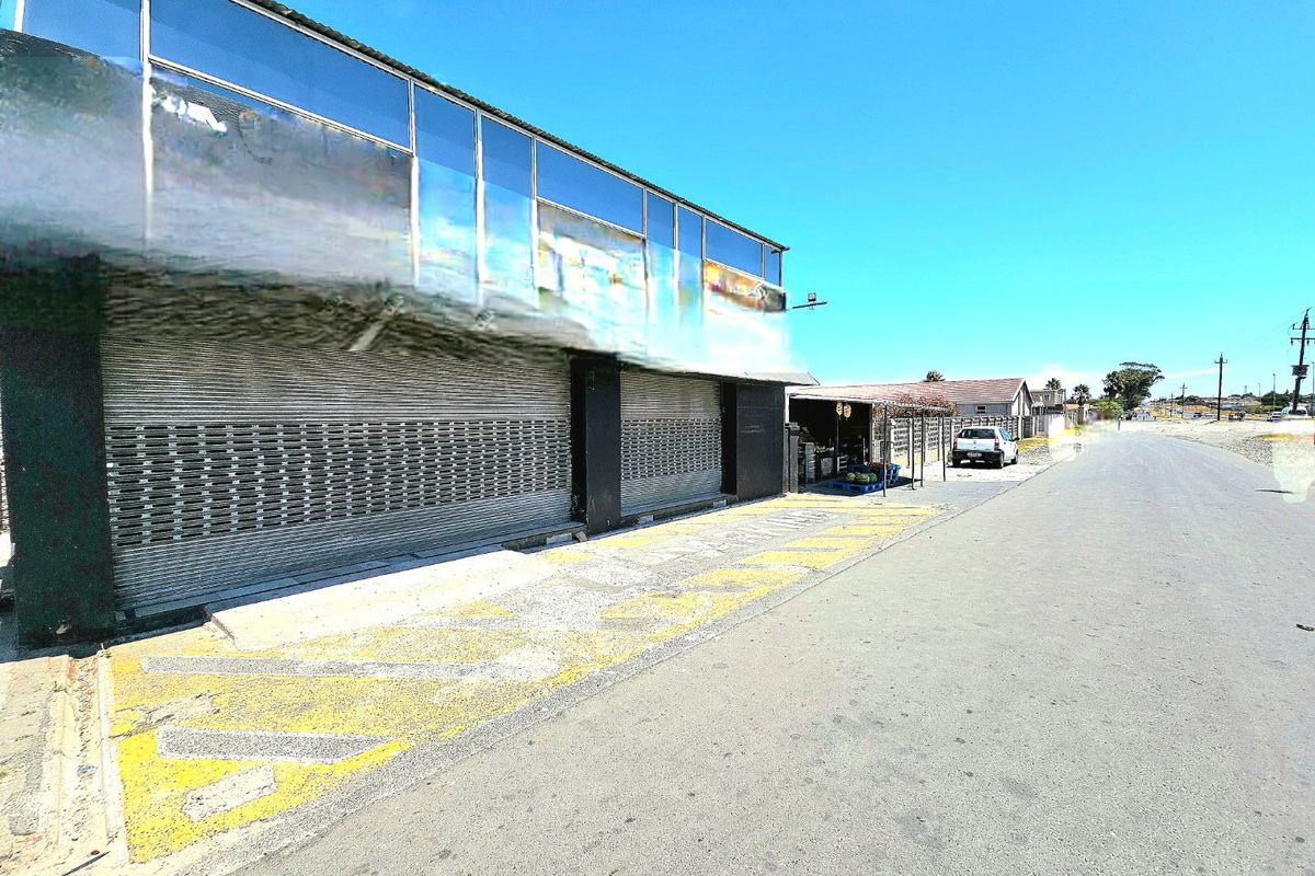 Calling all investors to this commercial and residential property, all in one - Photo 4