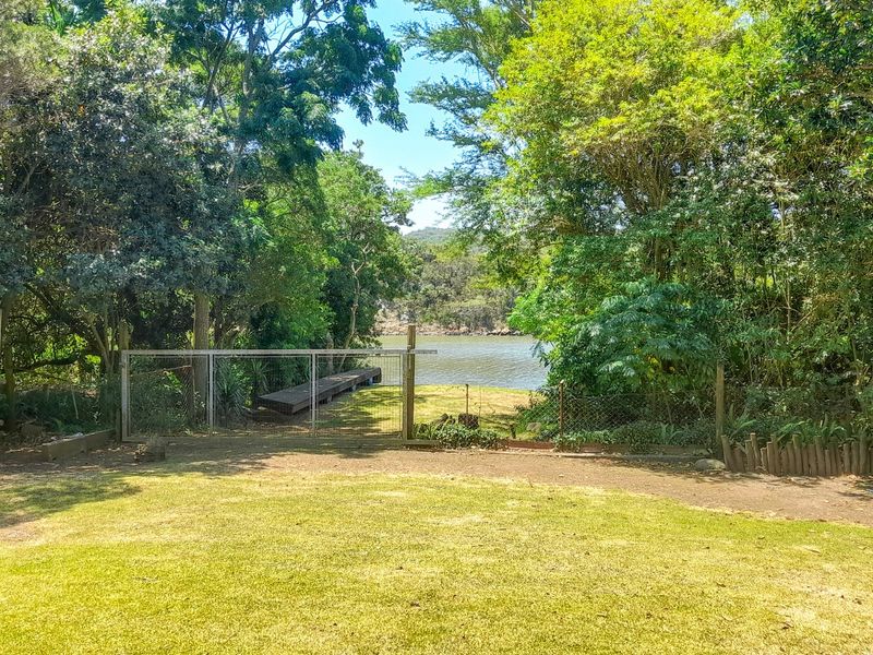 Hollywood Glamour Meets Gonubie’s Riverfront—Privacy, Prestige, & Possibility Await. - Photo 2