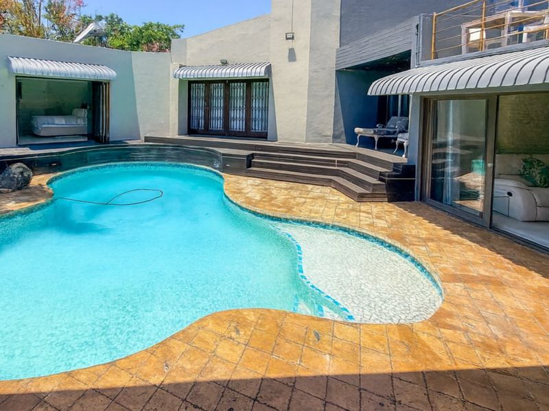 Hollywood Glamour Meets Gonubie’s Riverfront—Privacy, Prestige, & Possibility Await. - Photo 7