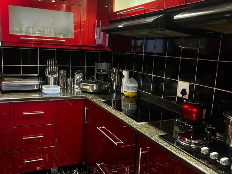 Elegant & Well-Maintained 3-Bedroom Family Home ? - Photo 9