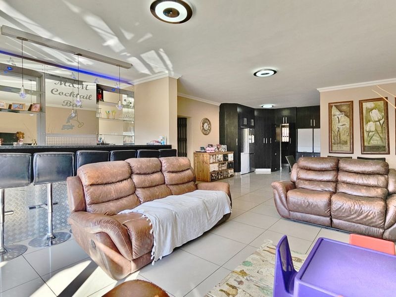 Riverfront estate living at its finest in Risiville. - Photo 10