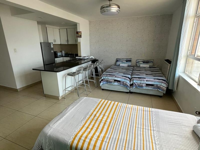 1 Bedroom, 1 Bathroom Apartment For Sale In Point, Durban - Photo 3