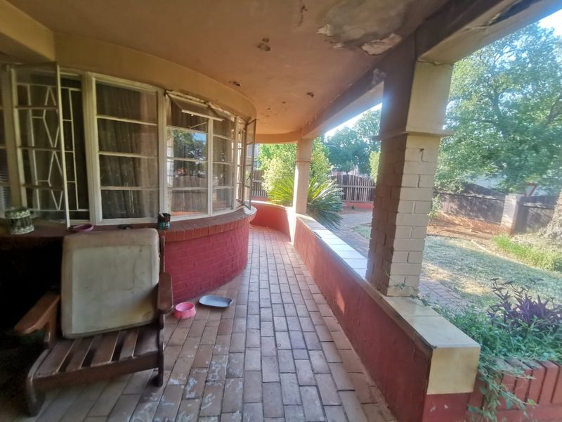 3 Bedroom house for sale in Elandsheuwel with 1 Bedroom Flatlet - Photo 5